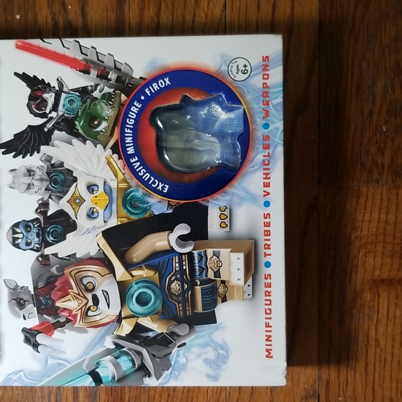 Lego Chima Character Encyclopedia Book - Picture 3 of 10